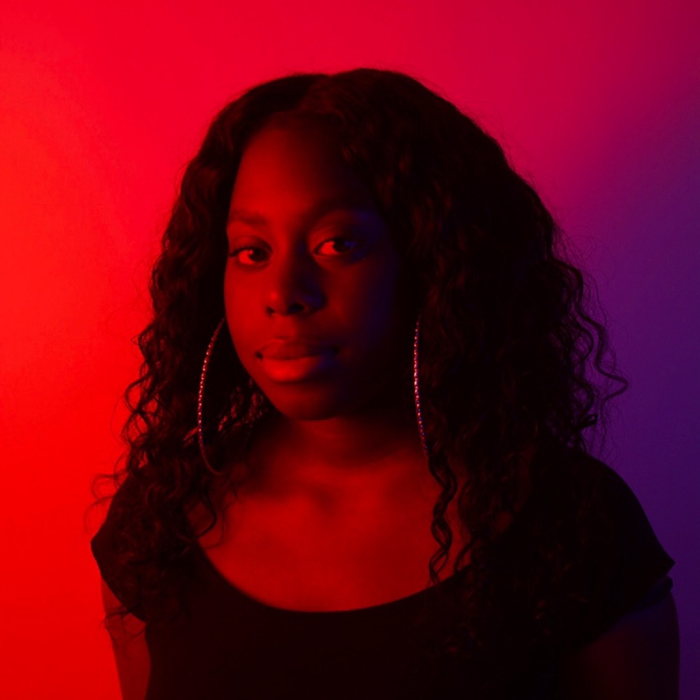 Meet your Posher, Amanata